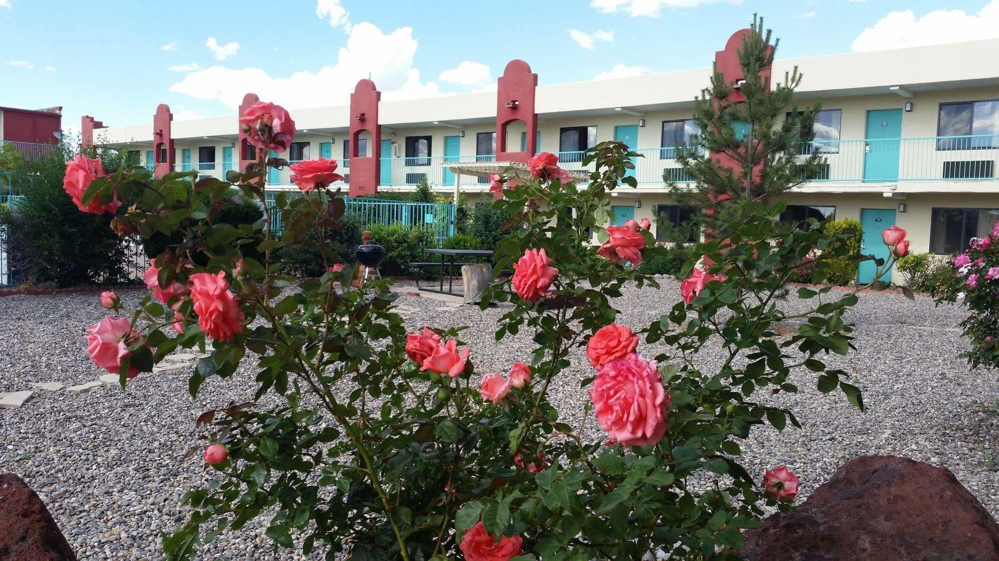 Days Inn By Wyndham Santa Fe New Mexico Eksteriør billede